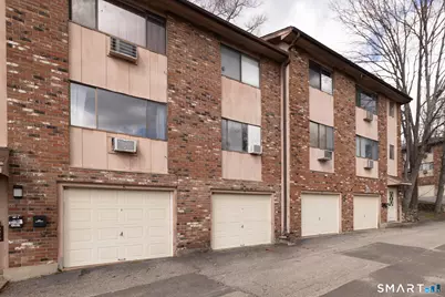 184 Kaynor Drive #D, Waterbury, CT 06708 - Photo 2