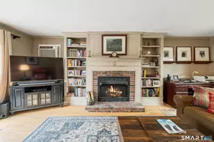 5 Gorman Pl, East Hartford, CT 06108 - Photo 8