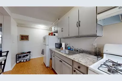 668 Main Street, Middletown, CT 06457 - Photo 10