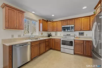 8 North Ridge #8, East Hampton, CT 06424 - Photo 18