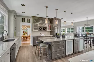 625 State St, Guilford, CT 06437 - Photo 8