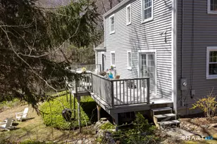 1 Oakridge Dr, Old Lyme, CT 06371 - Photo 32