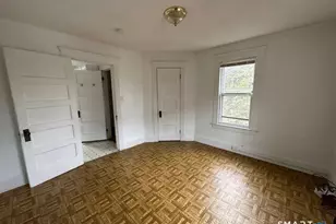 22 Donahue Pl, Torrington, CT 06790 - Photo 8