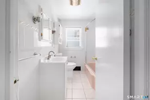 481 Bunker Hill Ave, Waterbury, CT 06708 - Photo 8