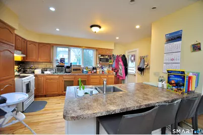 6 Omo Street, Middletown, CT 06457 - Photo 12