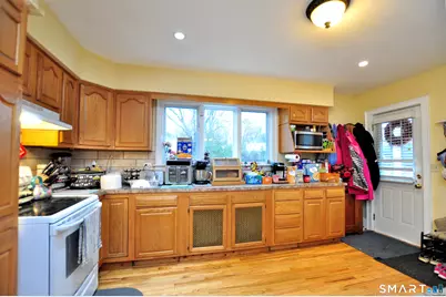 6 Omo Street, Middletown, CT 06457 - Photo 14