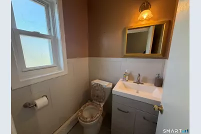 11 Camelot Drive #2, Bloomfield, CT 06002 - Photo 10