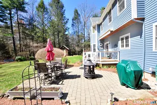 16 Stonewall Dr, Granby, CT 06090 - Photo 8