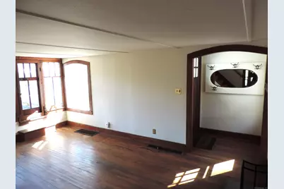 13 Reynolds Road, Danbury, CT 06811 - Photo 2