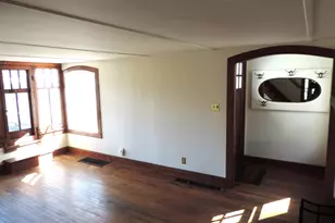 13 Reynolds Rd, Danbury, CT 06811 - Photo 2