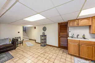 240 Shepard Ave, Hamden, CT 06514 - Photo 22