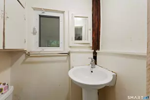 54 Pratt St, Rocky Hill, CT 06067 - Photo 16