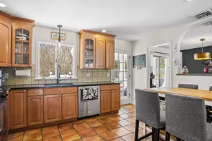 16 Deepdene Rd, Trumbull, CT 06611 - Photo 10