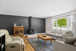 16 Deepdene Rd, Trumbull, CT 06611 - Photo 2