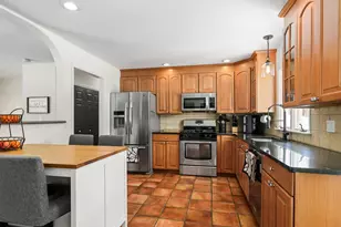 16 Deepdene Rd, Trumbull, CT 06611 - Photo 8