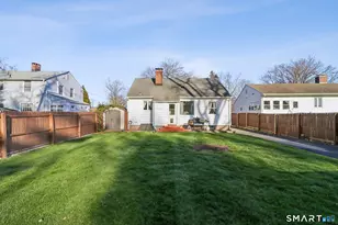 27 Melrose Ave, Hamden, CT 06518 - Photo 22