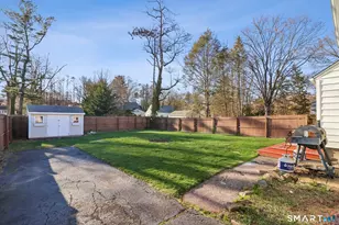 27 Melrose Ave, Hamden, CT 06518 - Photo 24