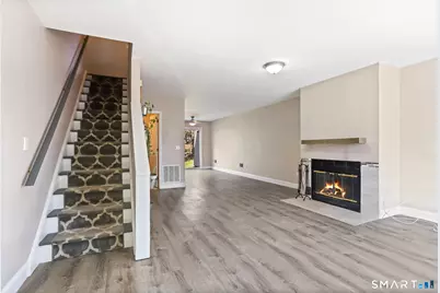 1 Horizon Drive #28, Norwalk, CT 06854 - Photo 4