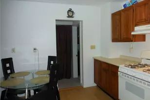 17 Lake Ave, Danbury, CT 06810 - Photo 4