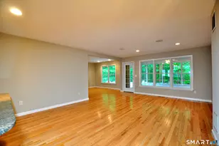 127 Kings Way, Windsor, CT 06095 - Photo 6
