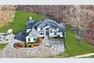 39 Golden Hill Lane, Shelton, CT 06484 - Photo 2