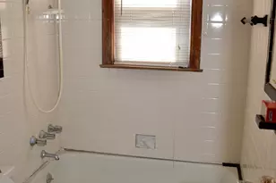 19 Hughes St, East Haven, CT 06512 - Photo 8