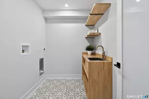 360 Duck Farm Rd, Fairfield, CT 06824 - Photo 24