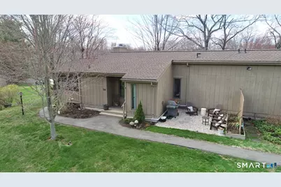 18 Pilgrim Harbor #A, Wallingford, CT 06492 - Photo 1