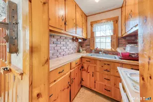 96 Washington St, Manchester, CT 06040 - Photo 20
