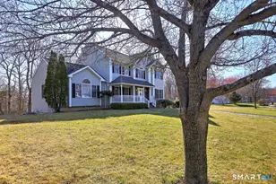 22 Patrick Dr, Seymour, CT 06483 - Photo 2