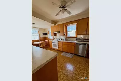 33 Wilford Road, Branford, CT 06405 - Photo 8