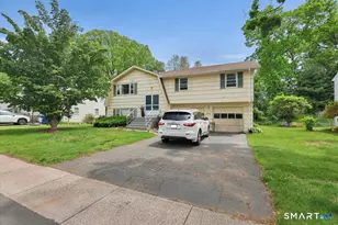 59 Gordon Ln, East Hartford, CT 06118 - Photo 2