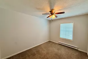 33D Laurel Point Dr, Montville, CT 06370 - Photo 18