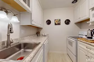 45 Park Pl, New Britain, CT 06052 - Photo 2