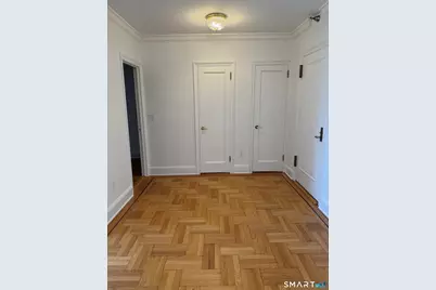 25 West Elm Street #43, Greenwich, CT 06830 - Photo 2