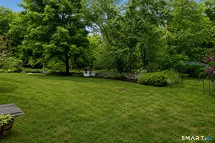 596 Silvermine Rd, New Canaan, CT 06840 - Photo 36