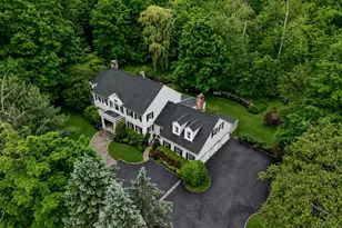 596 Silvermine Rd, New Canaan, CT 06840 - Photo 2