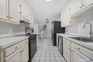 3 Hills Ln, Westport, CT 06880 - Photo 10