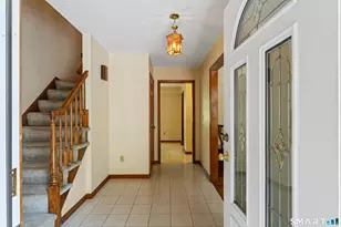 150 Patricia Dr, Stratford, CT 06614 - Photo 4