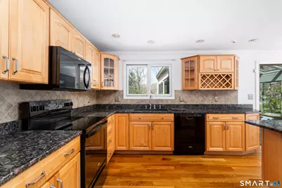 37 Rocky Hill Road, Trumbull, CT 06611 - Photo 12