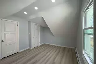 24 Paramount Ave, Hamden, CT 06517 - Photo 20