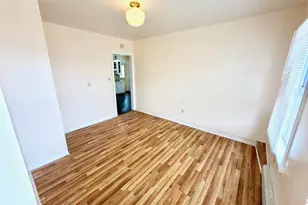 259 6th St, Bridgeport, CT 06607 - Photo 4