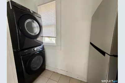 202 Sixth Street #2nd Fl, Bridgeport, CT 06607 - Photo 10