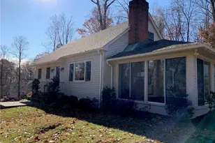 569 Belden Hill Rd, Norwalk, CT 06850 - Photo 2