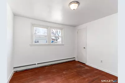 97 Brussels Avenue, Wethersfield, CT 06109 - Photo 12