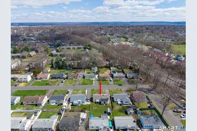 97 Brussels Avenue, Wethersfield, CT 06109 - Photo 38