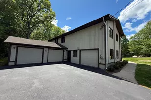 634 Aspen Ln, Orange, CT 06477 - Photo 2