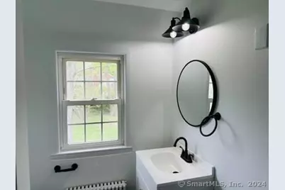 27 Woodside Circle #37, Middletown, CT 06457 - Photo 14