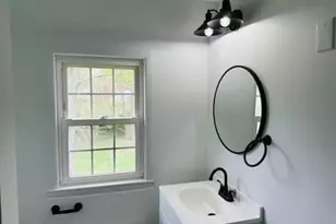 27 Woodside Cir, Middletown, CT 06457 - Photo 14