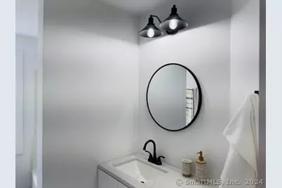 27 Woodside Circle #37, Middletown, CT 06457 - Photo 18